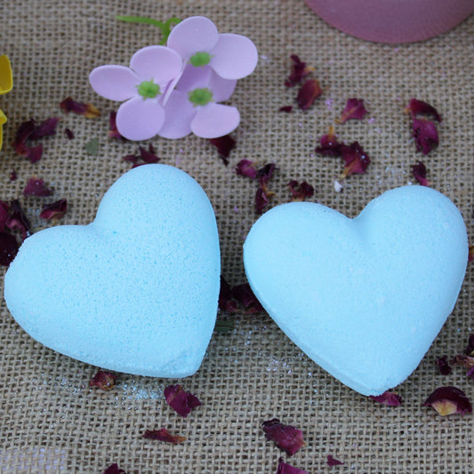 Love Heart Bath Bomb 70g - Baby Powder